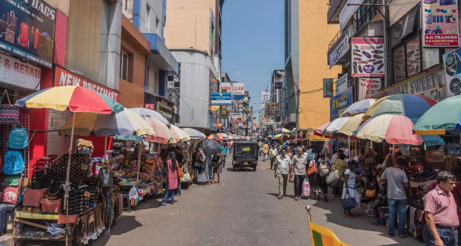 Things to do in Colombo 2019 - Pettah Market Colombo